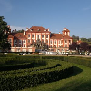 Troja Palace-Botanical garden